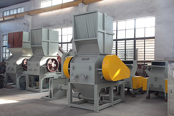 纏繞管撕碎機(jī) 纏繞管撕碎機(jī)